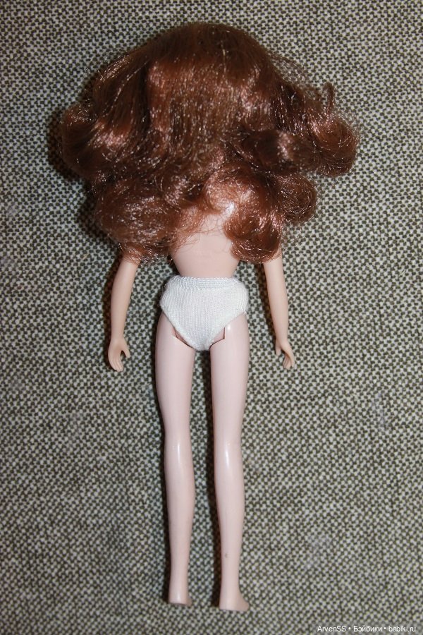 Сероглазая Licca-chan с каштановыми волосами раннего 4 поколения компании Такара (фото 6)