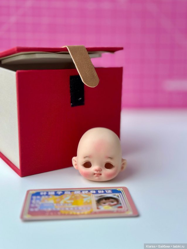 Голова ob11 от Chat a feuilles studio