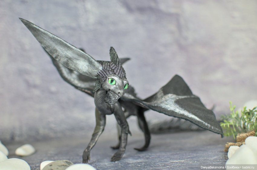 Дракон серебристо-черный — Авторские игрушки (фото 5)