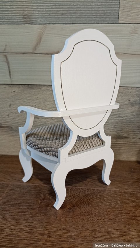 Стул с подлокотниками — Кукольная мебель (фото 5)
