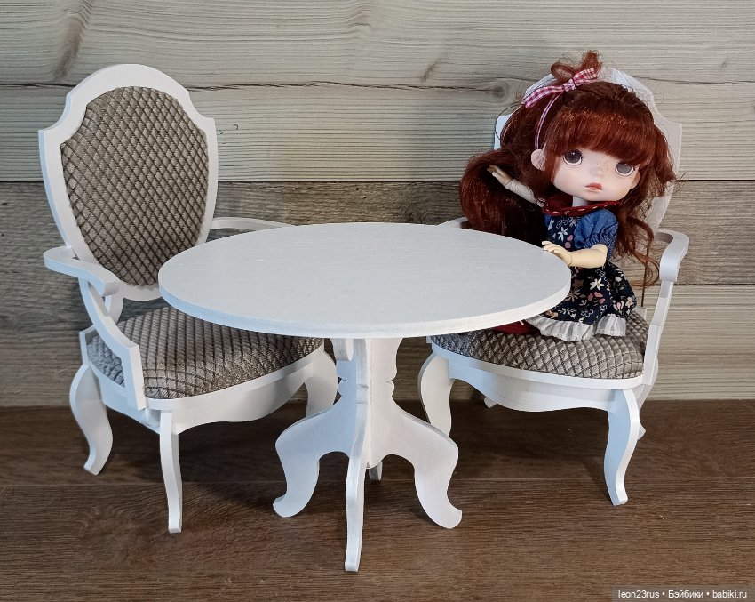 Стул с подлокотниками — Кукольная мебель (фото 4)