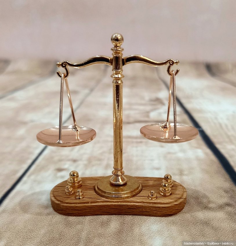 Весы ретро с гирьками — Миниатюра для кукол