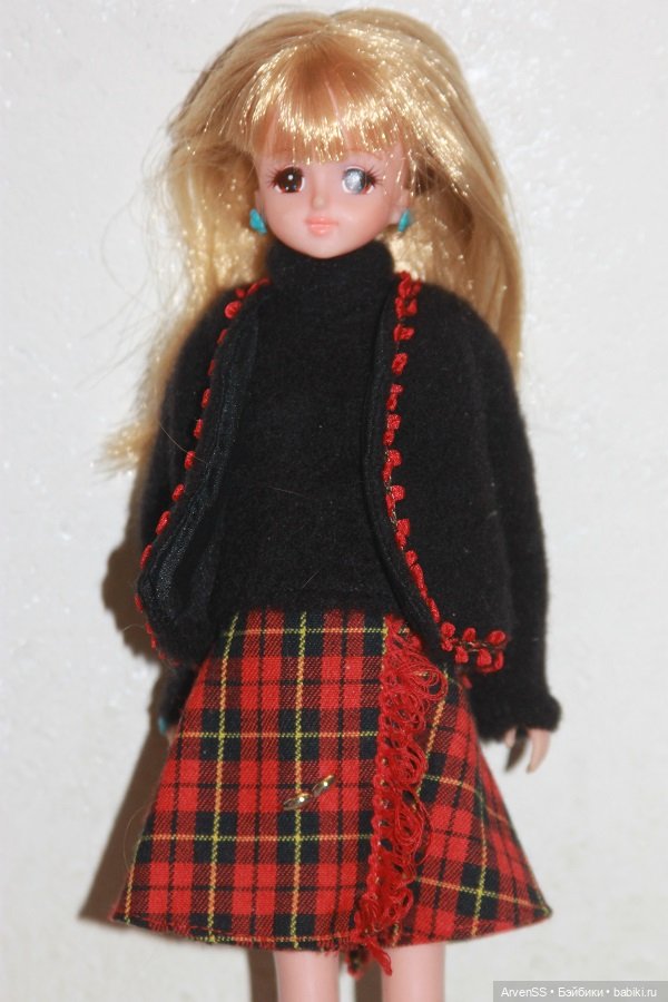 Ранняя винтажная Барби/Дженни компании Такара на теле Леди Марии