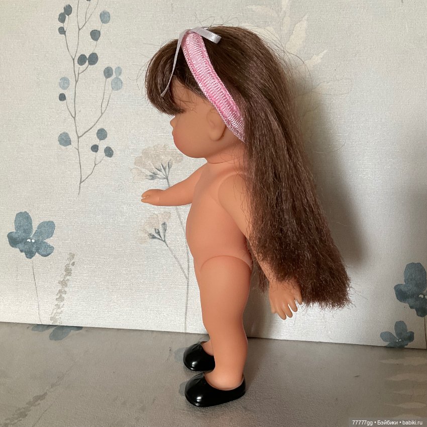 Скромная французская малышка (фото 9)