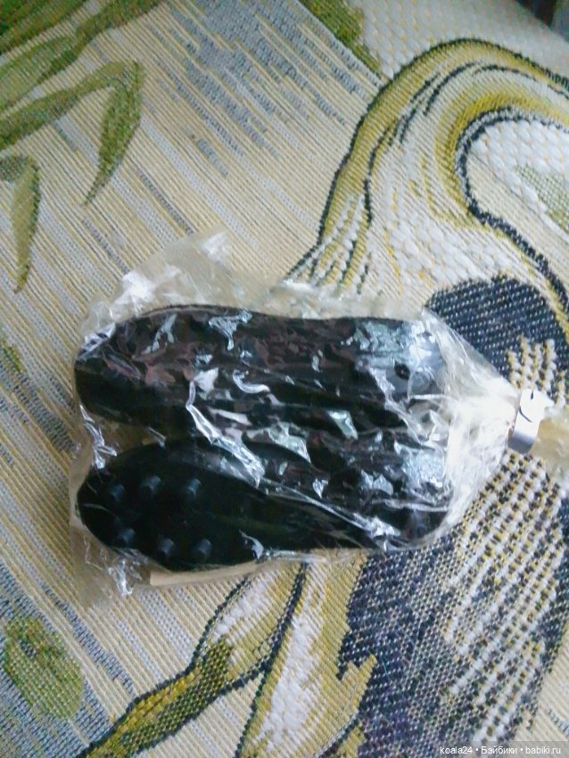 Игрушка, кукла, сувенир ГДР ботинки, бутцы (фото 4)