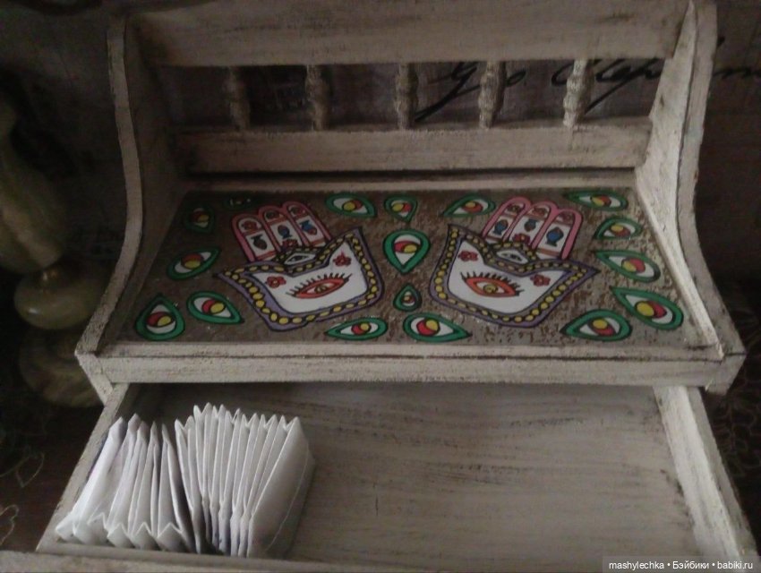 Диван комод для кукол в восточном стиле