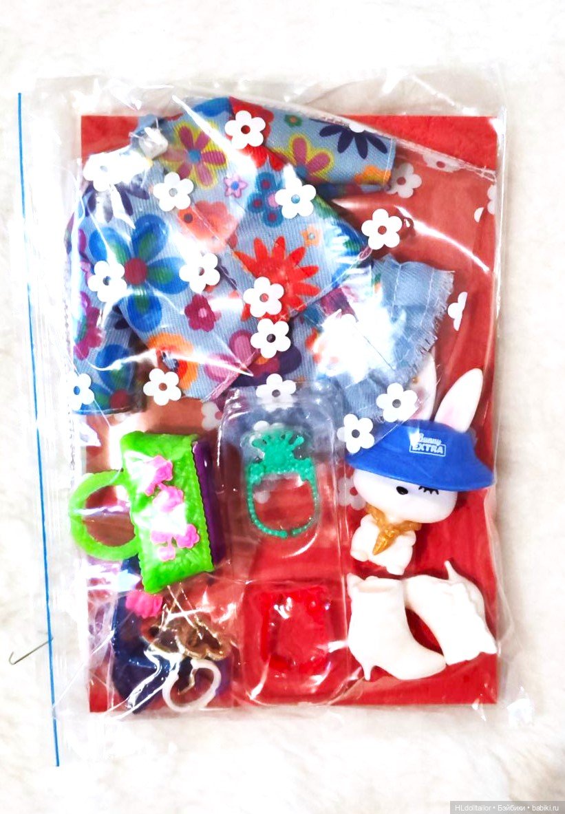 Комплекты одежды с аксессуарами от кукол Barbie Extra №3, №12, №15 (фото 2)