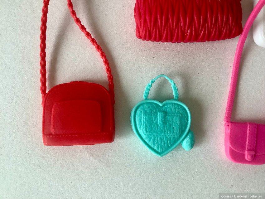 Лот сумок для кукол 1/6 — Шляпы (фото 4)