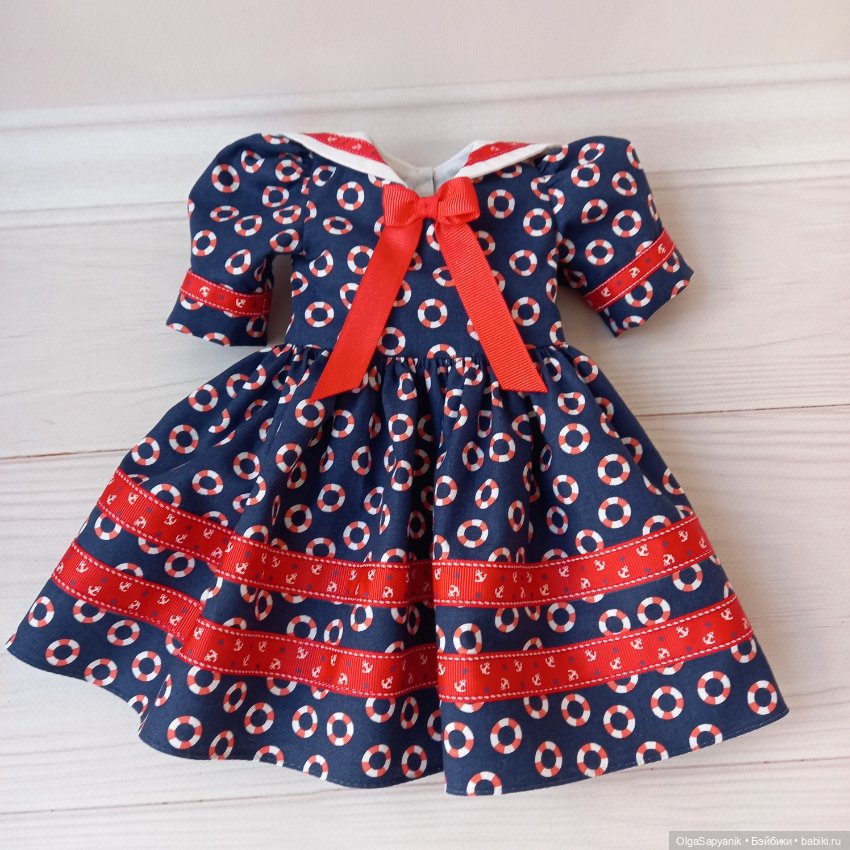 Платье в "морском" стиле для кукол готц