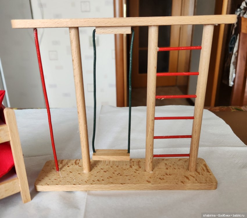 Мебель для маленьких куколок