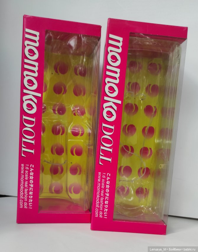 Коробки-витрины старого образца от кукол Момоко / 2шт