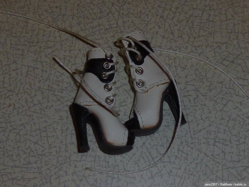 Обувь для Fashion royalty, Nu Face, Барби - ботинки - новые, не использовались - белые с черным