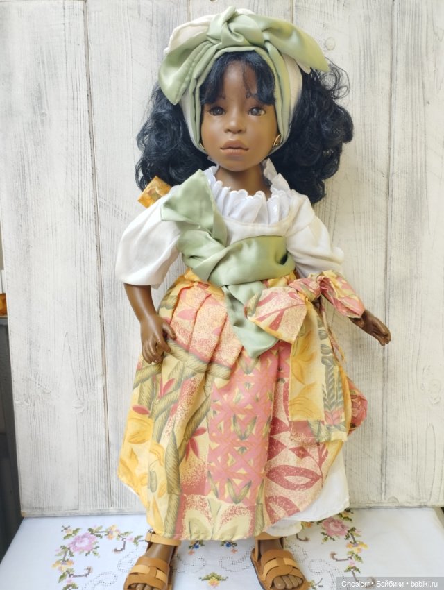 Красивая негритянка — Коллекционные куклы (фото 6)