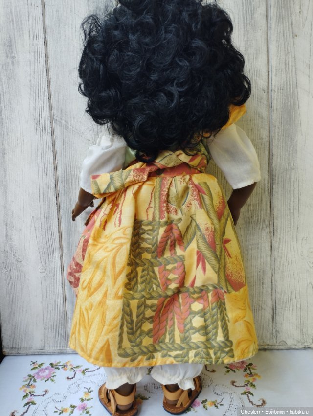 Красивая негритянка — Коллекционные куклы (фото 5)