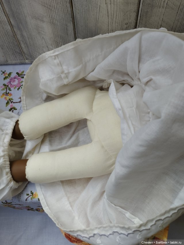 Красивая негритянка — Коллекционные куклы (фото 2)