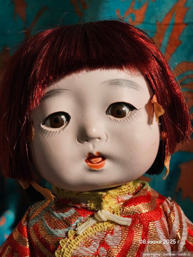 Гофун девочка в красном (453.3) (фото 2)