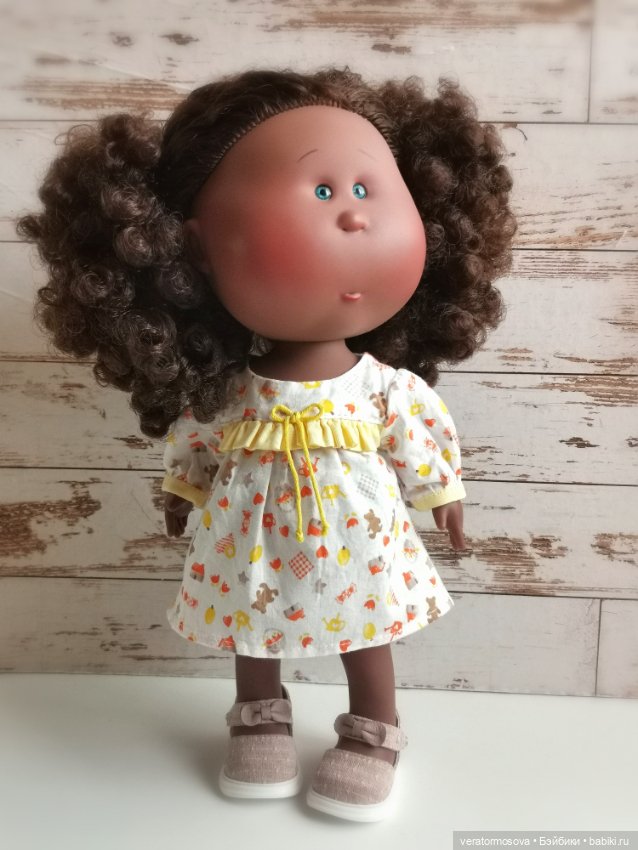 Платье для Мии — Одежда для кукол