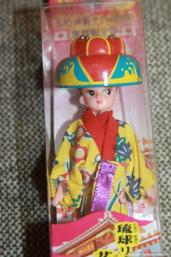 Набор винтажных брелоков Takara Licca keychan по мотивам выпусков 1 поколения Ликки (фото 6)