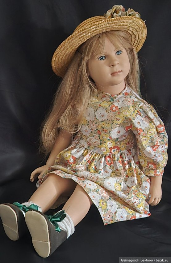 Margali Sabine Esche — Коллекционные куклы