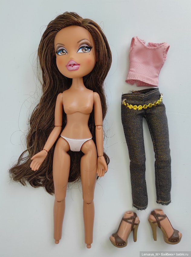 Шарнирная Братц Ясмин (Bratz 2010 Yasmin Party 10Th Anniversary) (фото 6)