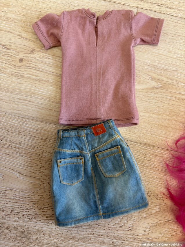 Лот одежды и париков для Софьи 42 см (фото 4)