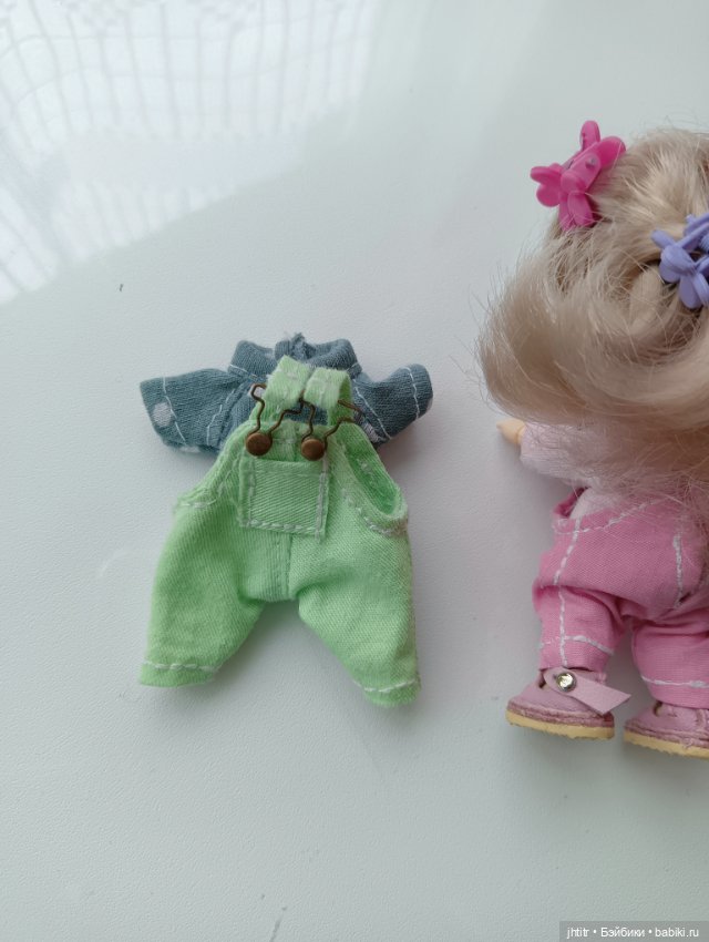 Комната с мебелью для шарнирной малышки (фото 6)