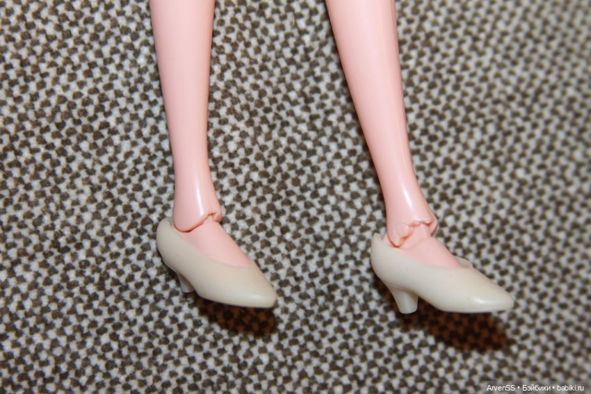 Дженни на шарнирном теле SAJ компании Такара (фото 6)