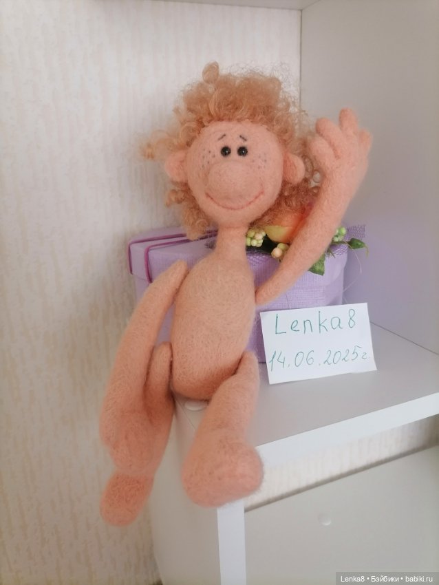 Валяная кукла кудрявый Ванька