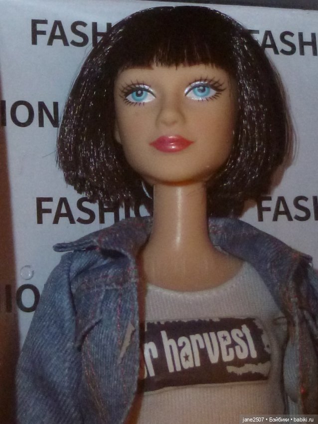 Шарнирная Defa Lucy брюнетка - Джинсовая коллекция - размер Барби - NRFB (фото 4)