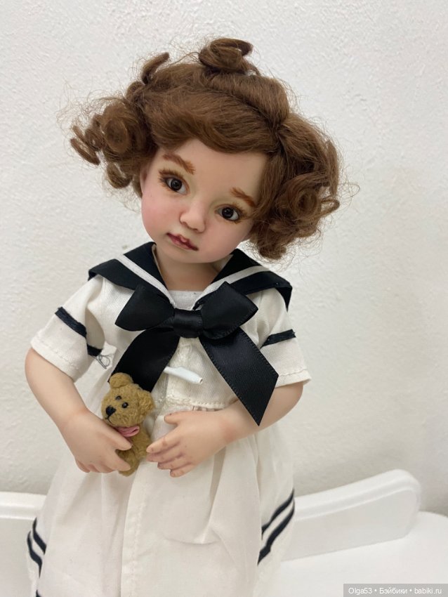 Фарфоровая куколка по молду D. Effner (фото 3)
