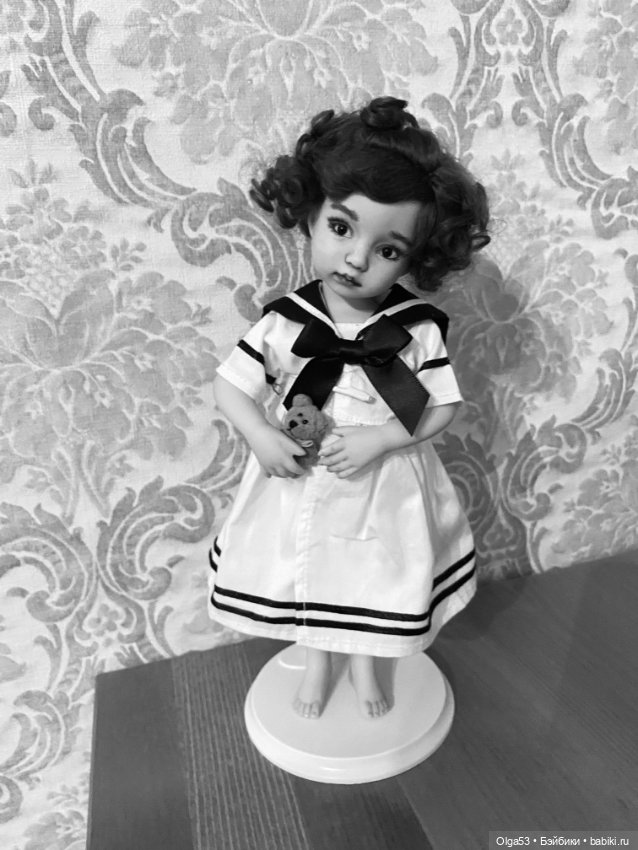Фарфоровая куколка по молду D. Effner (фото 2)