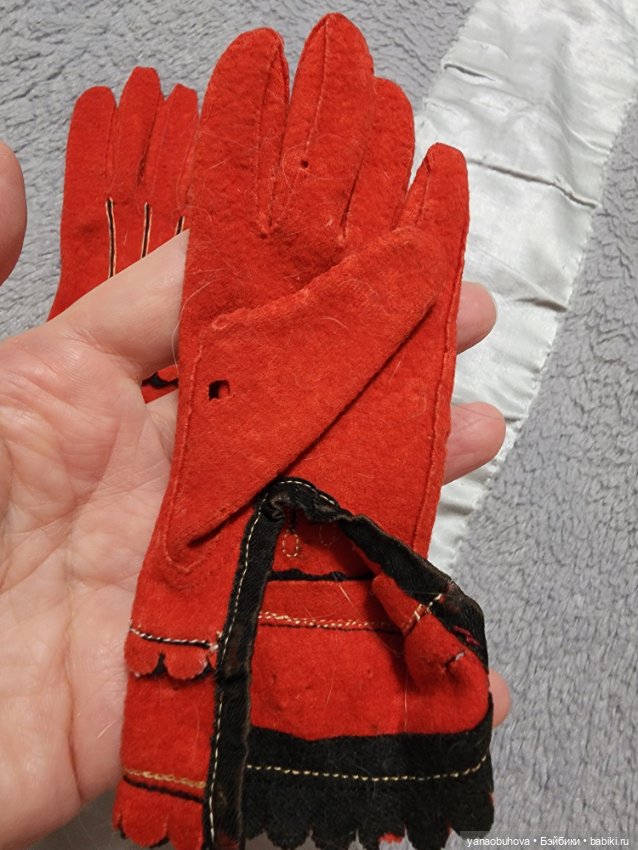 Антикварные кукольные или детские перчатки (фото 7)
