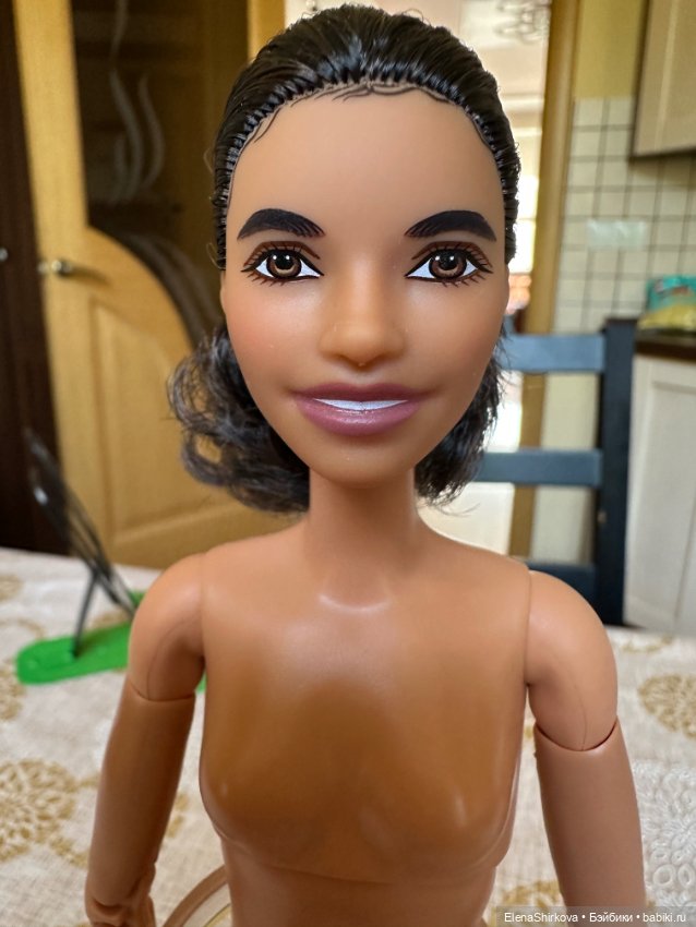 Barbie Роза Паркс на теле мтм (фото 4)