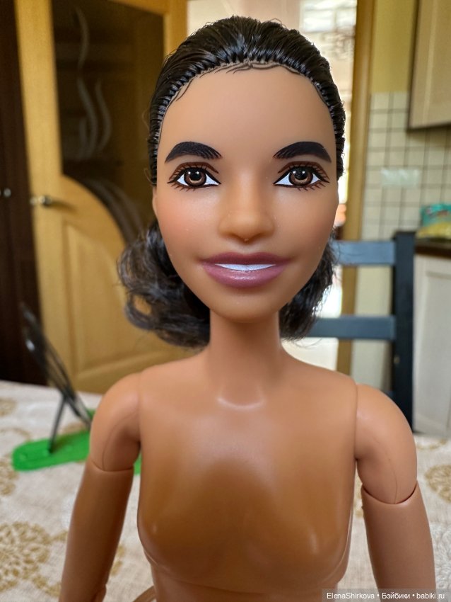Barbie Роза Паркс на теле мтм (фото 7)