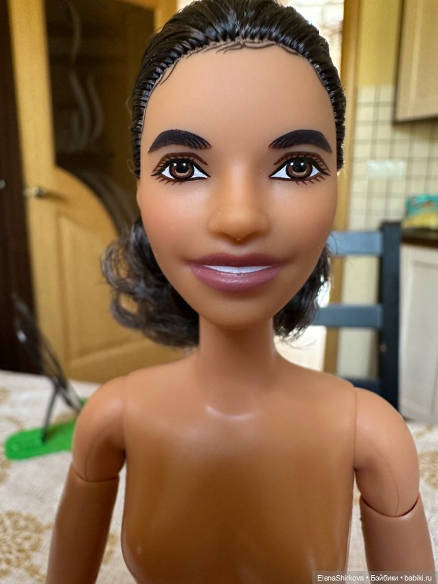 Barbie Роза Паркс на теле мтм (фото 5)