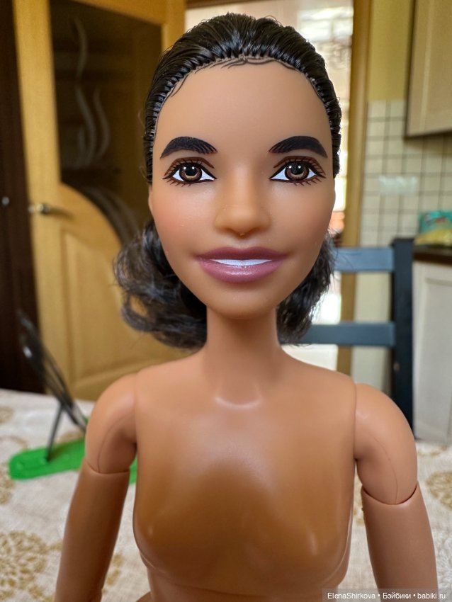 Barbie Роза Паркс на теле мтм (фото 6)
