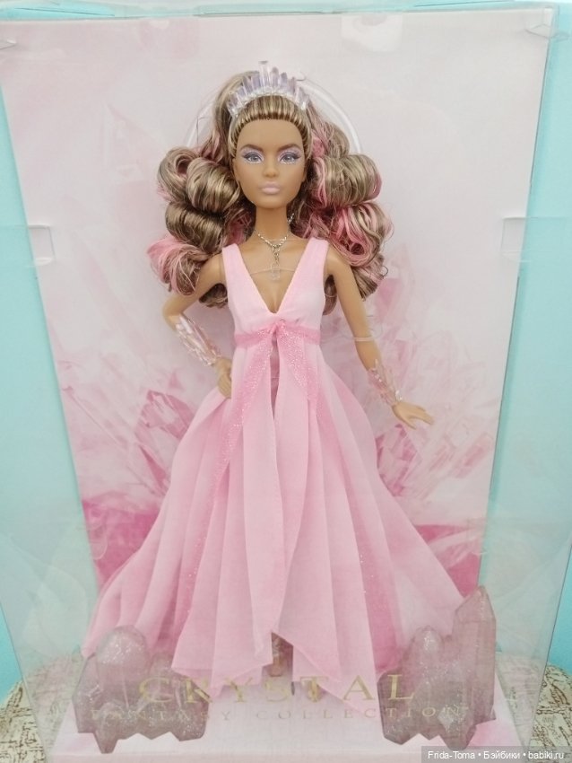 Барби Лина Кристальная Фантазия Розовый Кварц, Barbie Crystal Fantasy Collection Rose Quartz (фото 2)