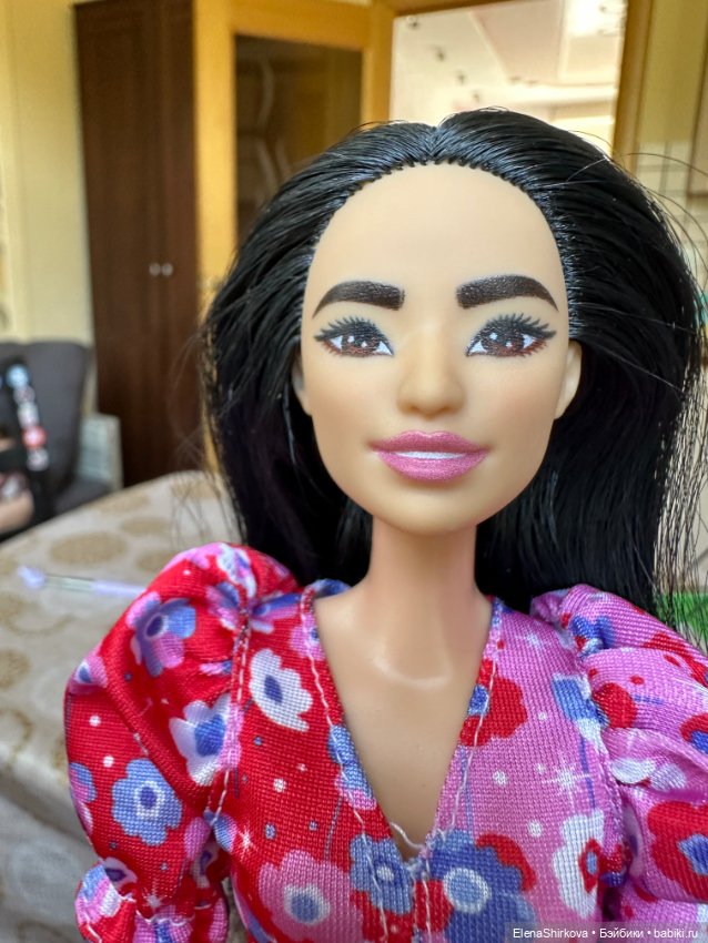 Barbie fashionistas 177 на теле мтм (фото 9)