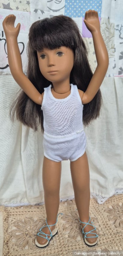 Брюнетка Sasha Morgenthaler (фото 6)