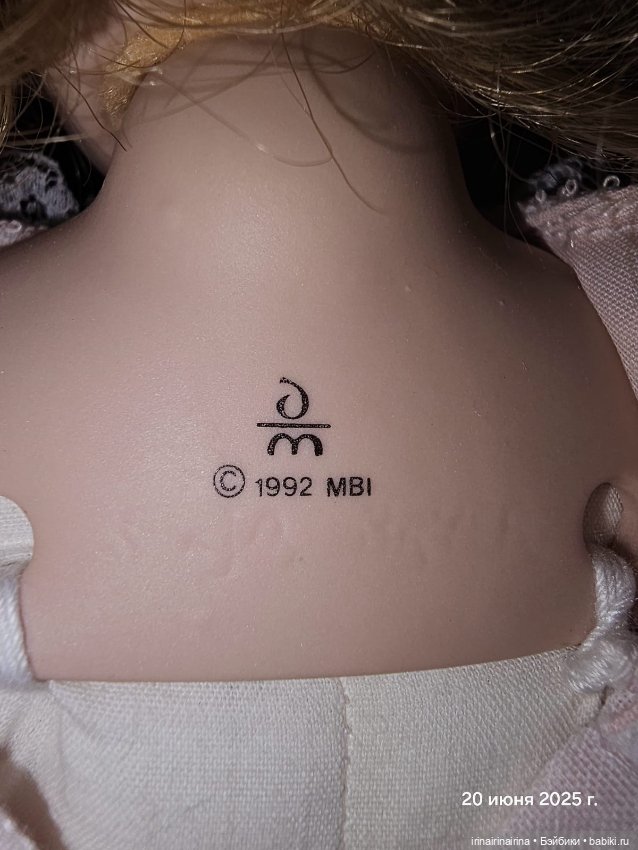 Элани с котенком (389.4) — Фарфоровые куклы (фото 6)