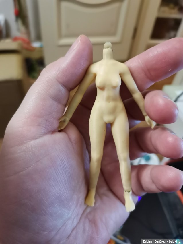 "Микро фицен" силиконовая куколка 3.75" + доп тело (фото 2)