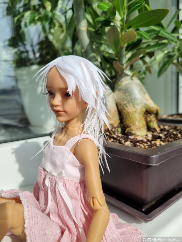 Парик из перышек на бжд куклу Иден и др