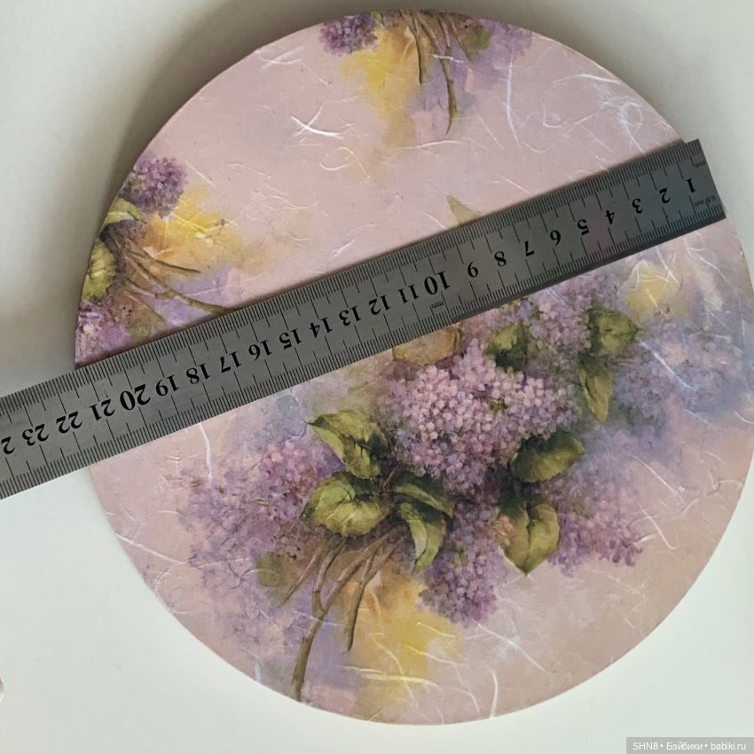 Подставка стенд для куклы до 60