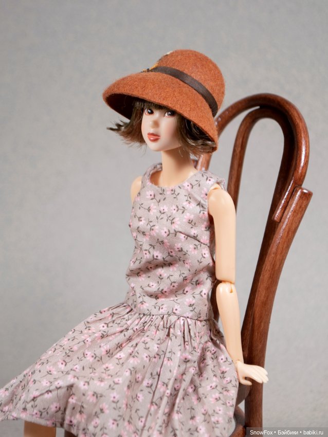 Фетровая шляпка "Перья" На обхват головы 10 см (Момоко, бжд) (фото 2)