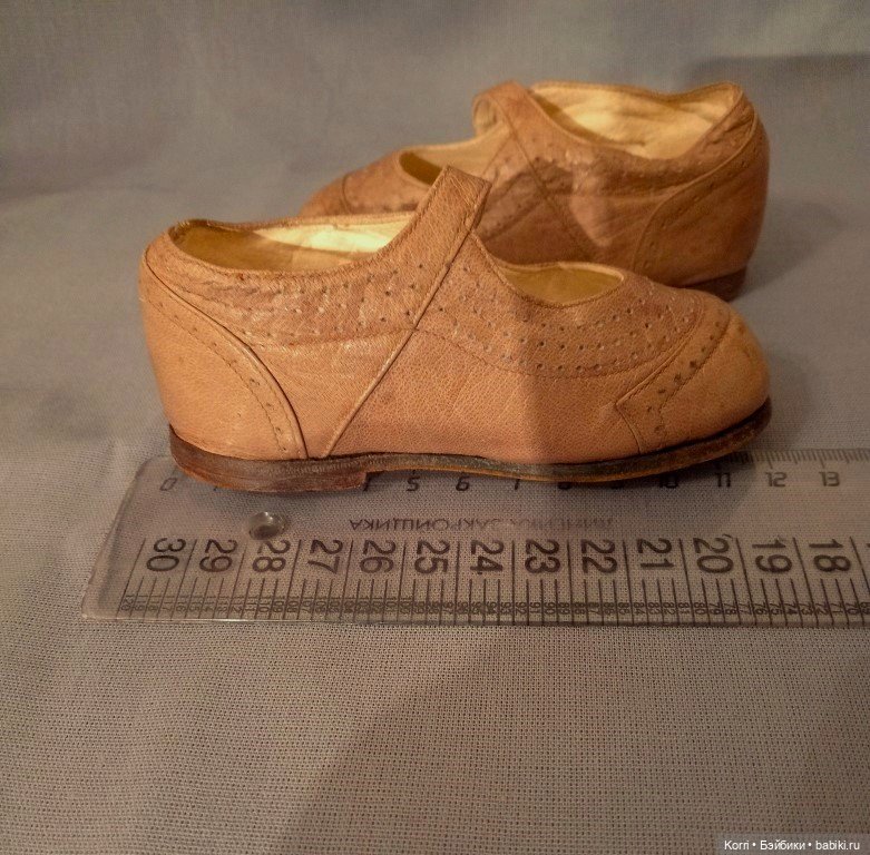 Антикварные детские туфельки (фото 6)