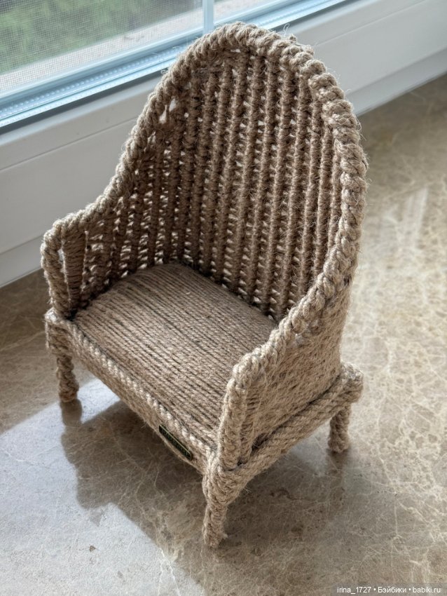 Плетеное кресло — Кукольная мебель