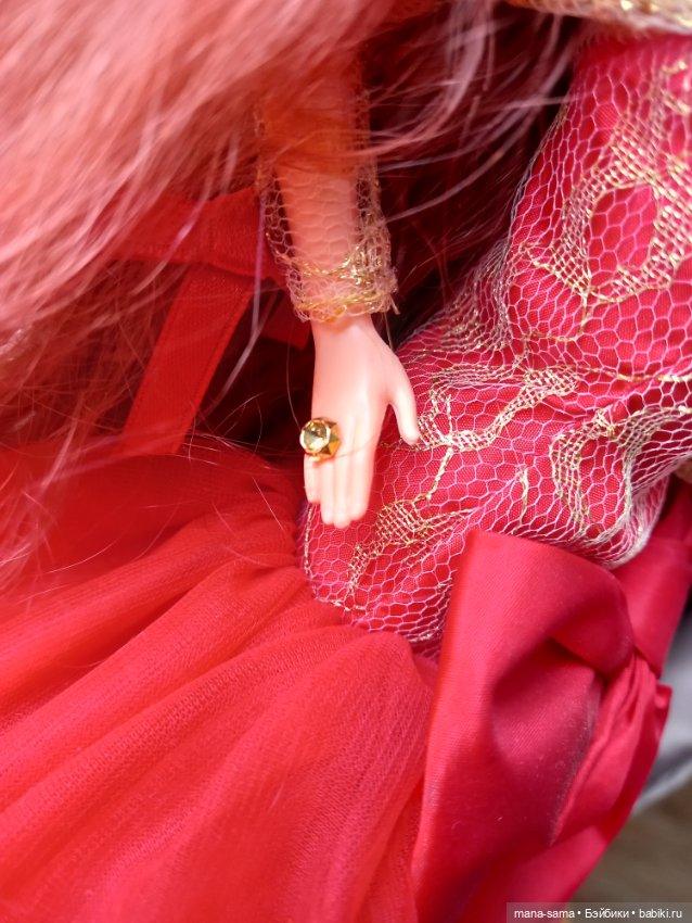 Барби Barbie Radiаnt in red 1992г (фото 6)