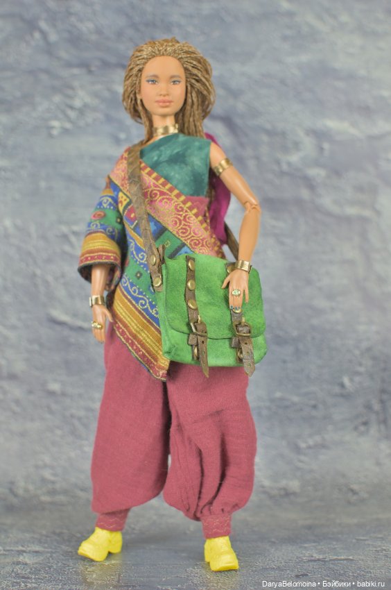 Зеленая сумка из натуральной кожи