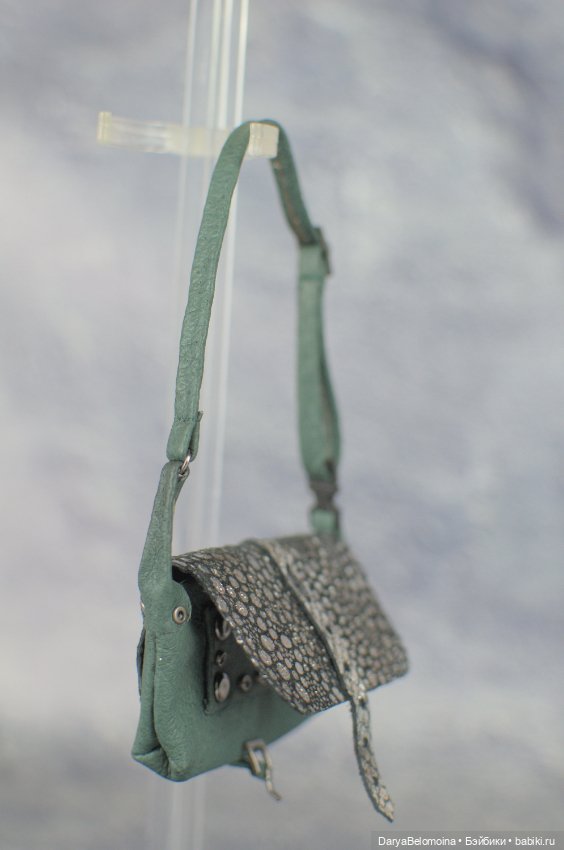 Сумка из натуральной кожи с кармашком