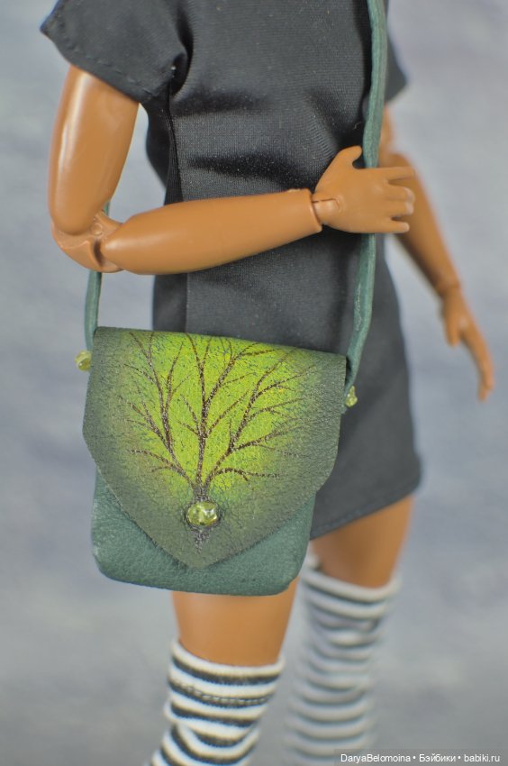 Сумка зеленая из натуральной кожи (фото 4)